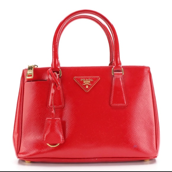 Prada Red Saffiano Patent Leather Tote Bag - Picture 2 of 7